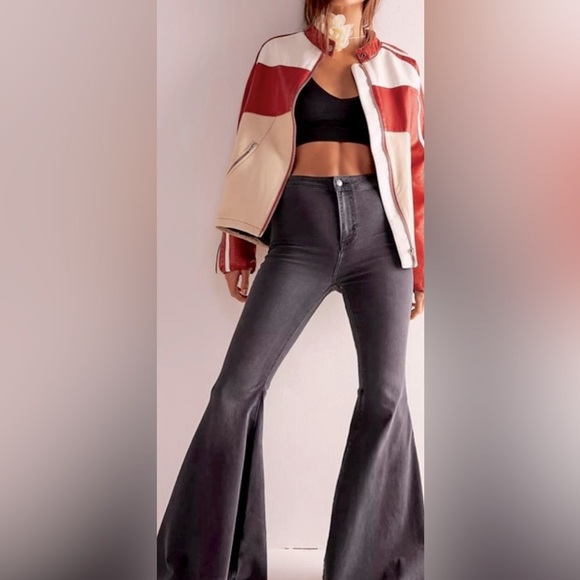 Free People Flare Bottom Jeans, NWOT - Picture 1 of 7